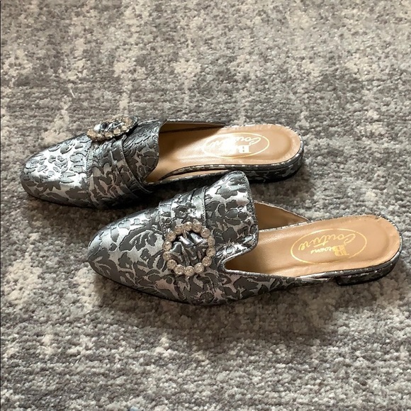 Flats - Picture 2 of 5